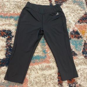 BCG 3/4 length leggings 🩶